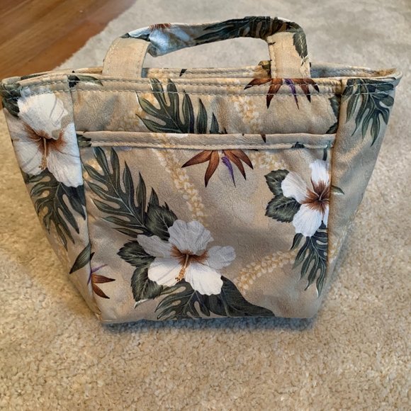 Two Small Purses - Silk Floral and Red Satin Like - Picture 7 of 11